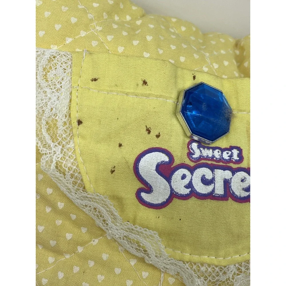 Vintage Galoob Sweet‎ Secrets Purse Pal Yellow Dog Puppy Toy Dress Up Bag 90s